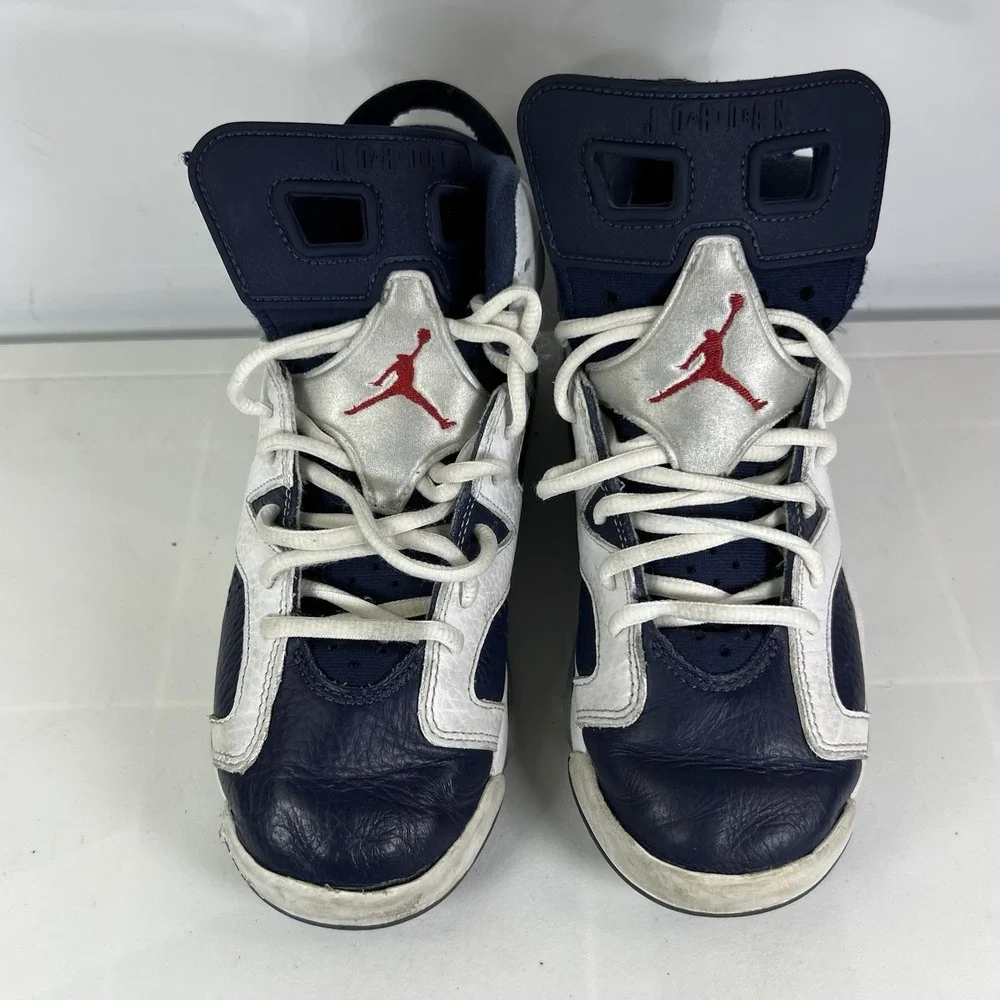 Jordan colorway closure up